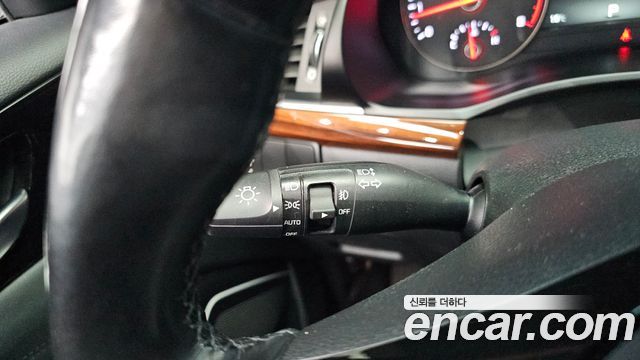 Kia K7 2017 — photo 29