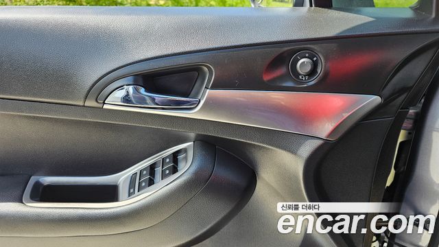 Chevrolet Korea Orlando 2015 — photo 28