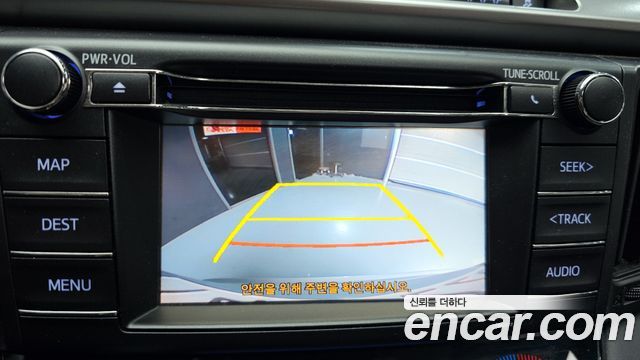 Toyota RAV4 2018 — photo 20
