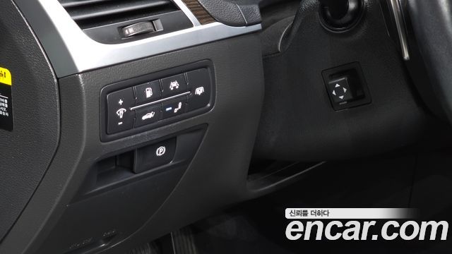 Genesis G80 2019 — photo 15