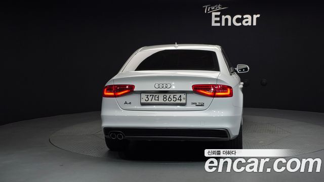 Audi A4 2016 — photo 4