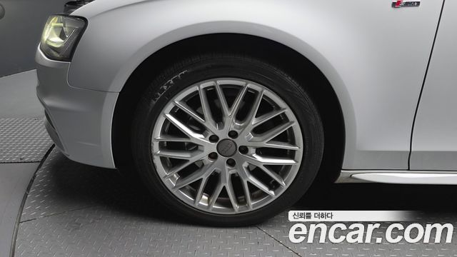 Audi A4 2016 — photo 5