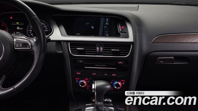 Audi A4 2016 — photo 11