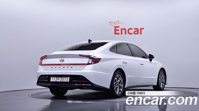 Hyundai Sonata 2022 — photo 2