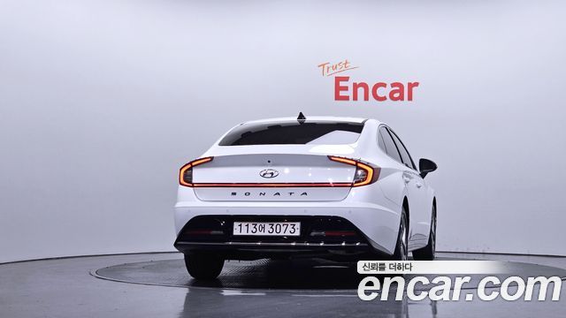 Hyundai Sonata 2022 — photo 4