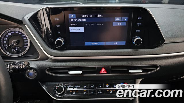 Hyundai Sonata 2022 — photo 21