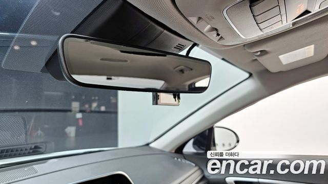 Hyundai Sonata 2022 — photo 25
