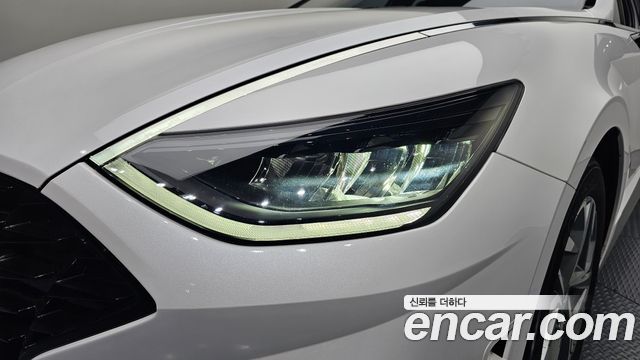 Hyundai Sonata 2022 — photo 8
