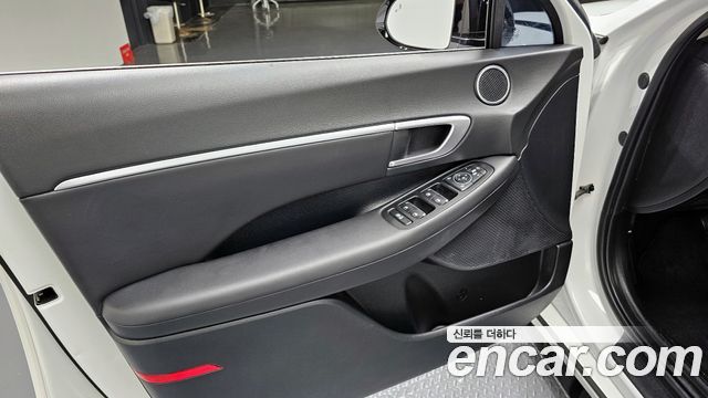 Hyundai Sonata 2022 — photo 14