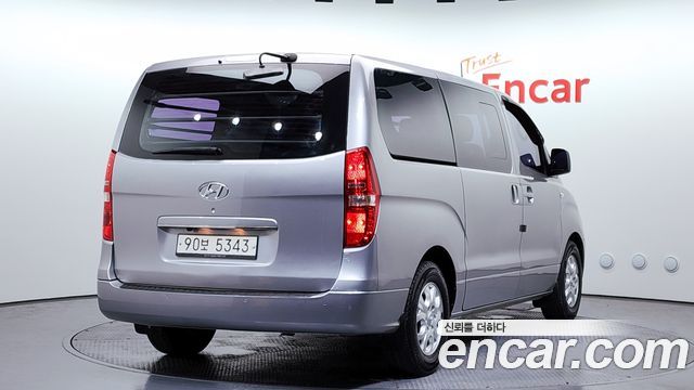 Hyundai Starex 2015 — photo 2
