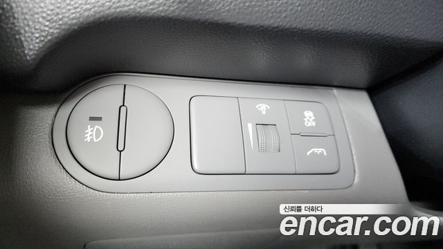 Hyundai Starex 2015 — photo 18