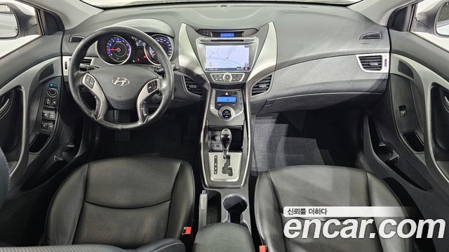 Hyundai AVANTE 2013 — photo 7