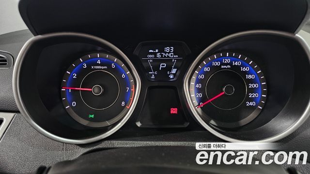 Hyundai AVANTE 2013 — photo 8