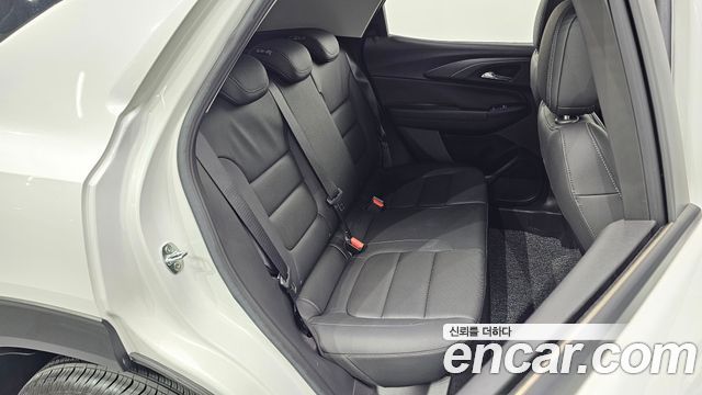Chevrolet Korea Trailblazer 2022 — photo 17