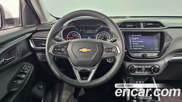 Chevrolet Korea Trailblazer 2022 — photo 18