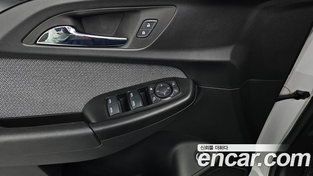 Chevrolet Korea Trailblazer 2022 — photo 23