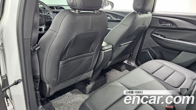 Chevrolet Korea Trailblazer 2022 — photo 27