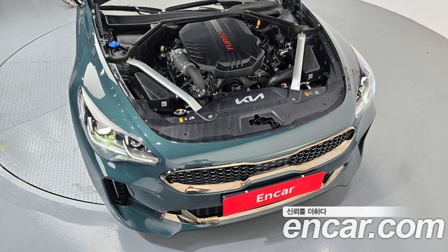 Kia Stinger 2023 — photo 6