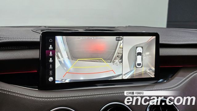 Kia Stinger 2023 — photo 16