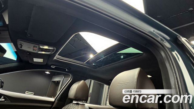 Kia Stinger 2023 — photo 19