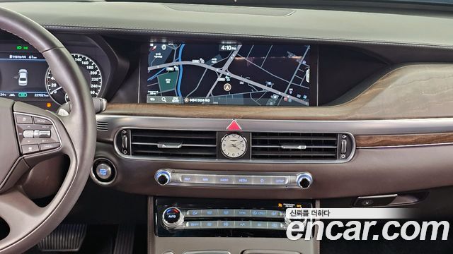 Genesis G90 2019 — photo 14