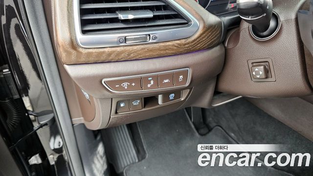 Genesis G90 2019 — photo 16