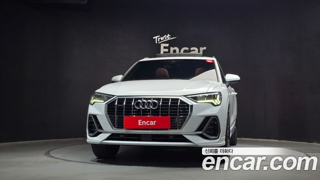 Audi Q3 2022 — photo 3