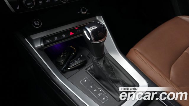 Audi Q3 2022 — photo 9