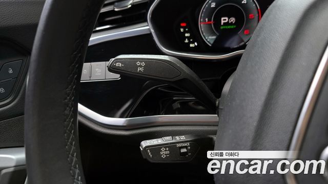 Audi Q3 2022 — photo 19