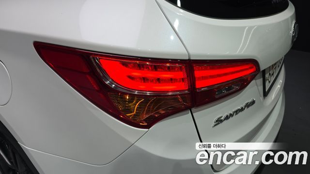 Hyundai Santafe 2014 — photo 9