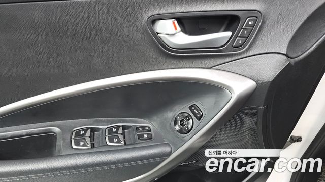Hyundai Santafe 2014 — photo 28