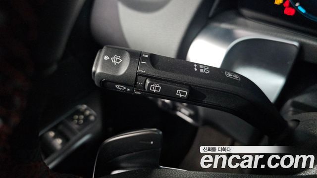 Mercedes-Benz GLB-Class 2022 — photo 29