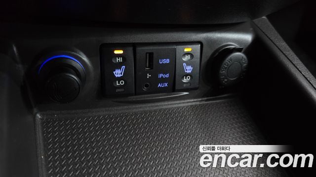 Hyundai Santafe 2011 — photo 16