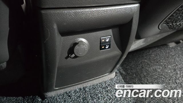Hyundai Santafe 2011 — photo 19