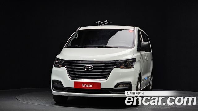 Hyundai Starex 2020 — photo 3