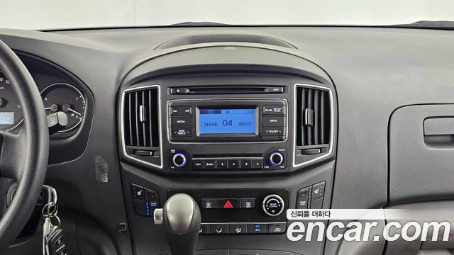 Hyundai Starex 2020 — photo 14