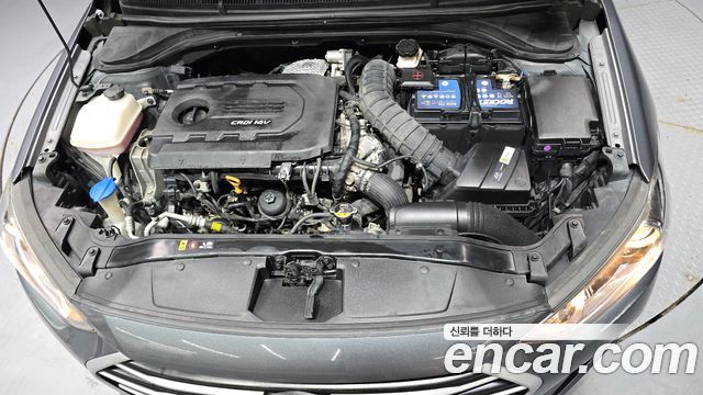 Hyundai AVANTE 2016 — photo 6