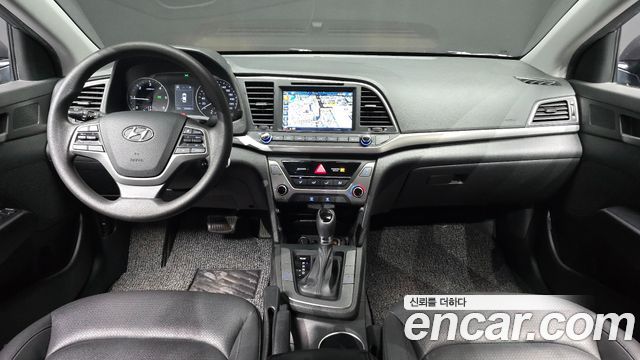 Hyundai AVANTE 2016 — photo 7