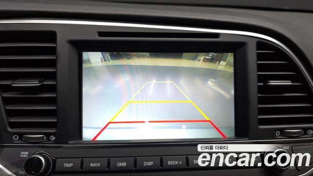 Hyundai AVANTE 2016 — photo 15
