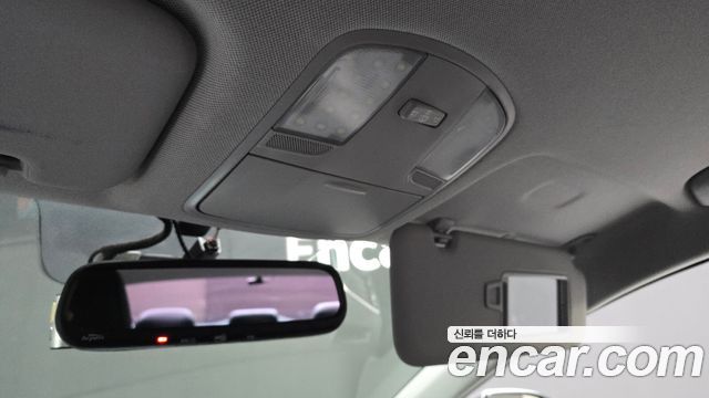 Hyundai AVANTE 2016 — photo 19