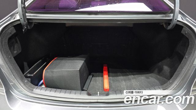 Hyundai AVANTE 2016 — photo 20
