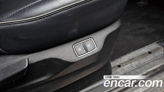 Hyundai Staria 2023 — photo 25