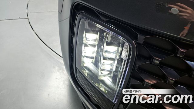 Hyundai Staria 2023 — photo 8