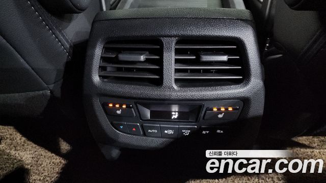 Honda Pilot 2019 — photo 31