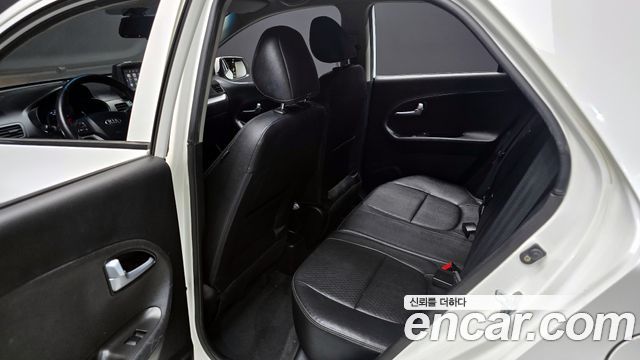 Kia morning 2013 — photo 11
