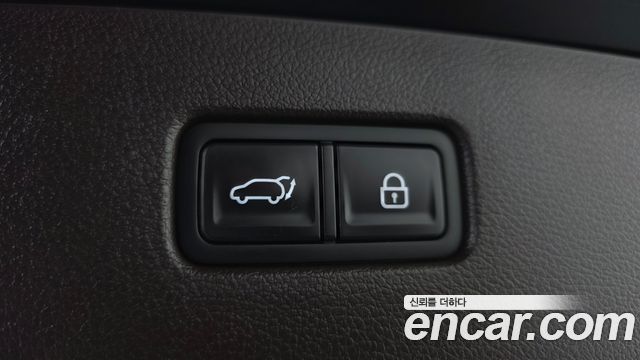 Genesis GV80 2020 — photo 21