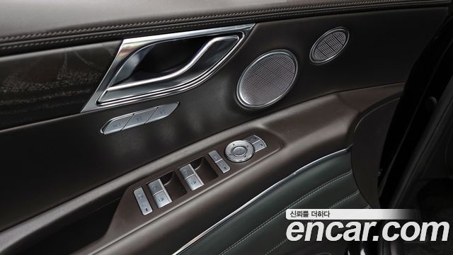 Genesis GV80 2020 — photo 16