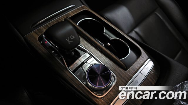 Kia K9 2022 — photo 9