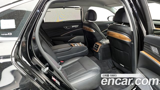 Kia K9 2022 — photo 11