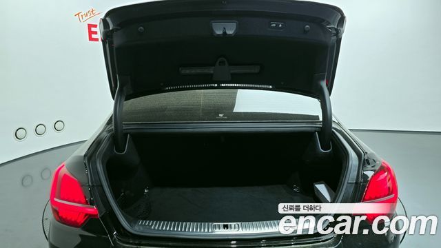 Kia K9 2022 — photo 19